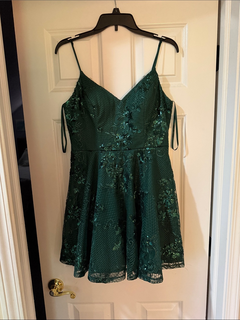 Sleeveless Emerald Green Lace Nightdress - Women's Intimates